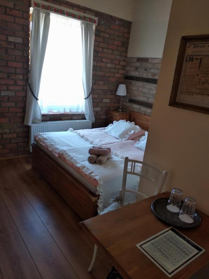 Appartement U Anny Smejdirky à Nymburk Extérieur photo